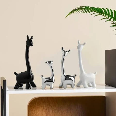 Ekhasa Giraffe Family ShowPieces